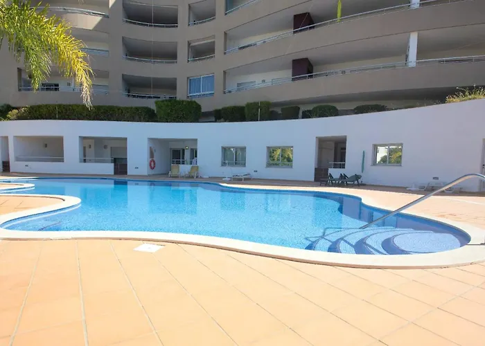 アパート Luamar ラゴス